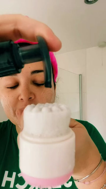 Facial Cleansing Brush & Pore Exfoliator — Beauty Bar Za™